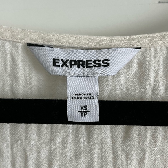 Express Ruffle Tank Top - Cream - Picture 3 of 3